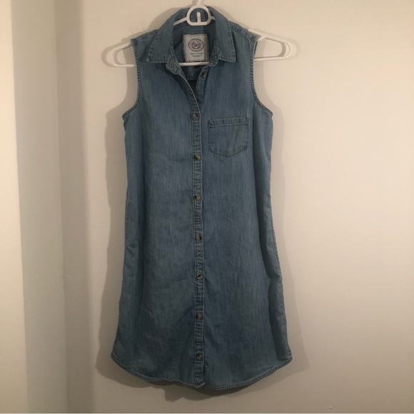 SO Dresses & Skirts - So Sleeveless Midi Jean Dress with partial open back